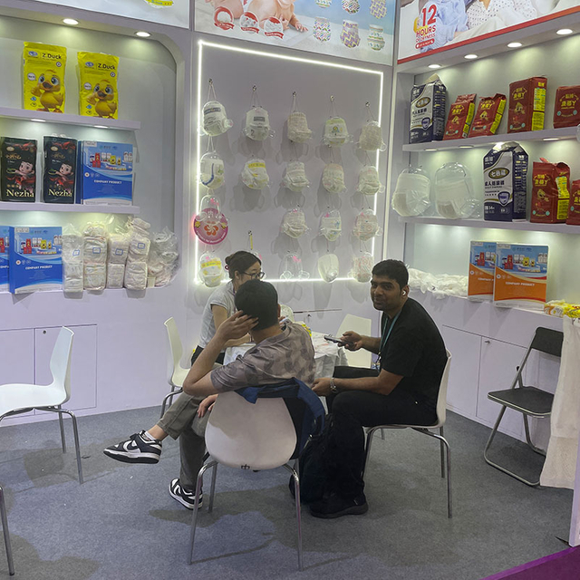 Diapersun Exhibition OEM ODM Baby Adult Diapers Talk